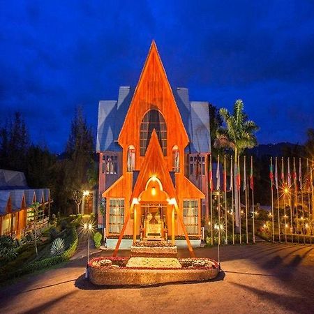 Aye Thar Yar Golf Resort Taunggyi Exteriör bild